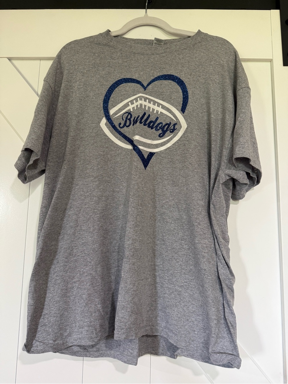 Gildan Gray Short Sleeve Tee with Blue & White Bulldogs Football Heart
